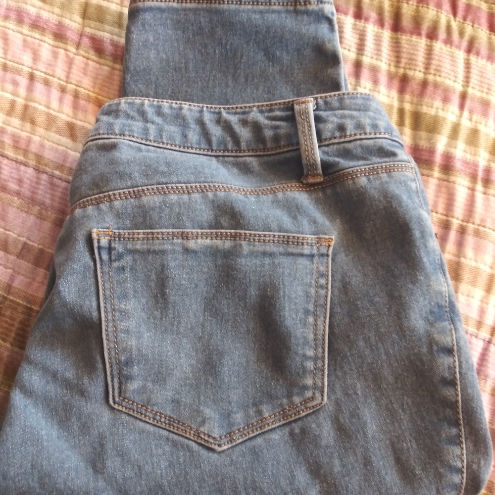 No Boundaries Straight leg jeans